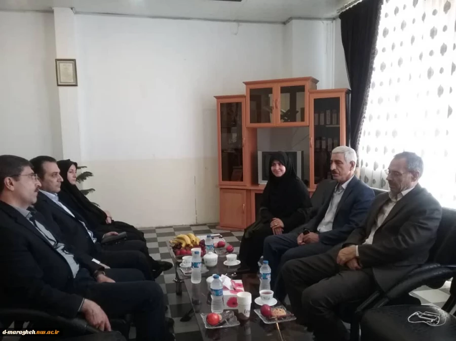 دیدار ریاست محترم دانشگاه فنی حرفه ای استان اذربایجان شرقی با فرماندار محترم شهرستان ویزه مراغه  2