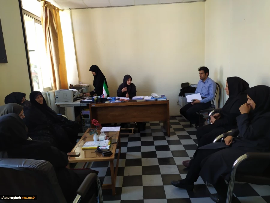 جلسه شورای آموزشی  با موضوع برنامه ریزی برای  برگزاری جلسه توجیهی دانشجویان جدید الورود ۹مهر ۹۸ 3