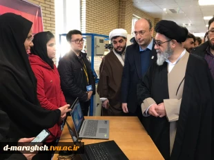 بازدید نماینده محترم ولی فقیه استان و امام جمعه محبوب حضرت حجت الاسلام والمسلمین حاج آقا آل هاشم و ریاست محترم دانشگاه فنی و حرفه ای استان از غرفه آموزشکده دختران مراغه  2