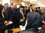 بازدید نماینده محترم ولی فقیه استان و امام جمعه محبوب حضرت حجت الاسلام والمسلمین حاج آقا آل هاشم و ریاست محترم دانشگاه فنی و حرفه ای استان از غرفه آموزشکده دختران مراغه  3