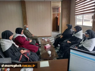چند نفر از دانشجویان آموزشکده فنی و حرفه ای دختران مراغه در قالب اردوی راهیان نور با بدرقه مسئولان دانشگاه به مناطق عملیاتی اعزام شدند. 6