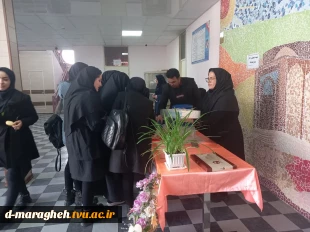 پخش شیرینی و شربت به مناسبت میلاد حضرت مهدی موعود(عج) در آموزشکده فنی و حرفه ای دختران مراغه  2