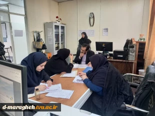 بازدید نماینده محترم اداره نظارت و ارزیابی دانشگاه فنی و حرفه ای کشور از روند برگزاری امتحانات نیمسال دوم سالتحصیلی 1402-1401 آموزشکده فنی و حرفه ای دختران مراغه. 
1402/03/23 2