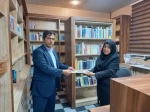 به مناسبت هفته کتاب و کتابخوانی و روز کتابدار، ریاست محترم آموزشکده ضمن بازدید از کتابخانه مرکز و بررسی کتابهای موجود در آن، با اهدای لوح تقدیر از کتابدار مجموعه تقدیر و تشکر نمودند. 
۱۴۰۲/۰۸/۲۴
 2