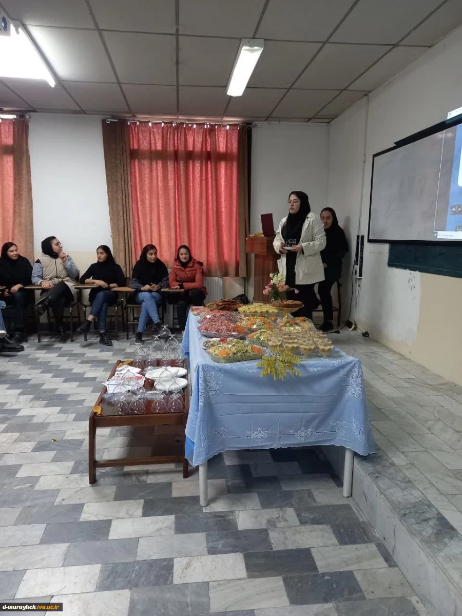 برگزاری  کارگاه عملی الگوی غذایی سالم 6
