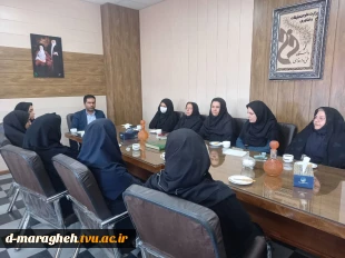 مراسم گرامیداشت مقام زن و مادر از بانوان همکار آموزشکده  3