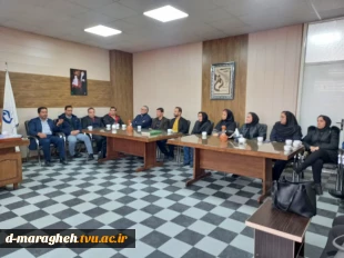 جلسه هم اندیشی اساتید مدعوی گروههای رشته حسابداری، معماری و تربیت کودک  با سرپرست آموزشکده 2