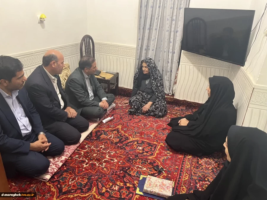 دیدار سرپرست آموزشکده های پسران و دختران مراغه از خانواده شهداء 3