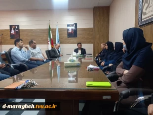 برگزاری جلسه شورای اداری 5