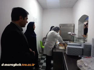بازدید رییس آموزشکده ملی مهارت دختران مراغه  از سلف سرویس دانشجویی  

 2