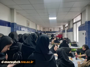 بازدید رییس آموزشکده ملی مهارت دختران مراغه  از سلف سرویس دانشجویی  

 2
